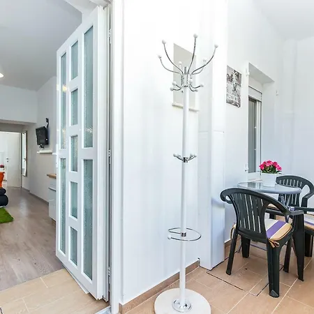 Apartment Avalon Rijeka